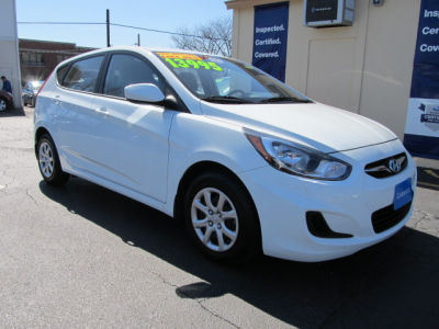 2013 Hyundai Accent GS