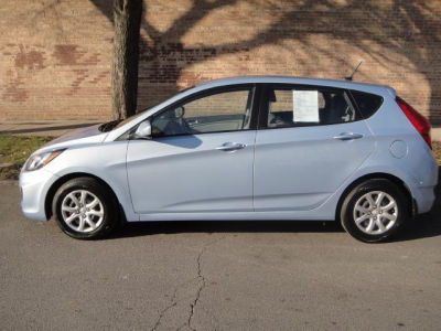 2012 Hyundai Accent GS