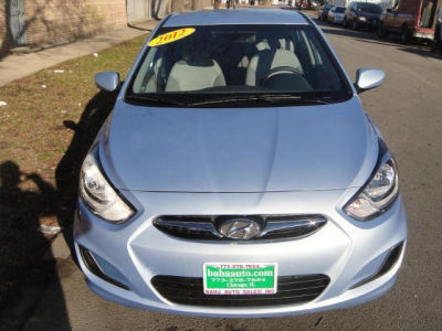 2012 Hyundai Accent GS
