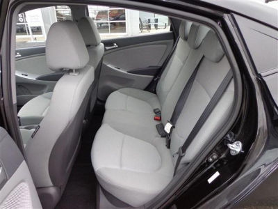 2012 Hyundai Accent  GLS