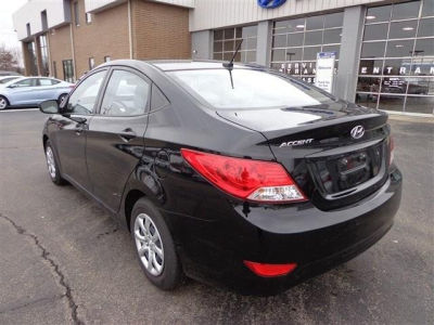 2012 Hyundai Accent  GLS