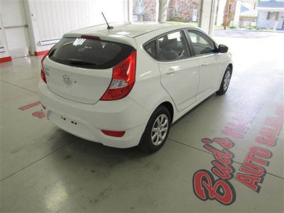 2012 Hyundai Accent GS