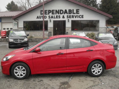 2012 Hyundai Accent GLS