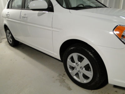 2011 Hyundai Accent  GLS
