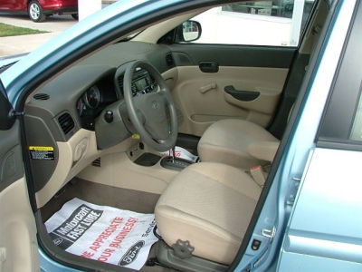 2011 Hyundai Accent GLS