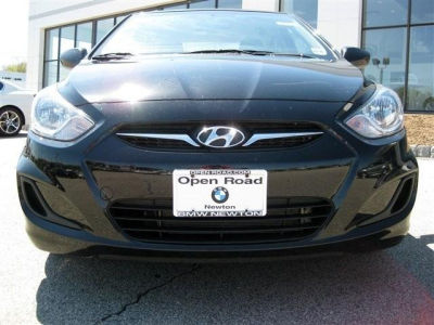 2012 Hyundai Accent  GLS