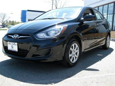 2012 Hyundai Accent  GLS
