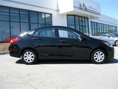 2012 Hyundai Accent  GLS