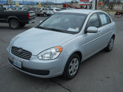 2011 Hyundai Accent  GLS