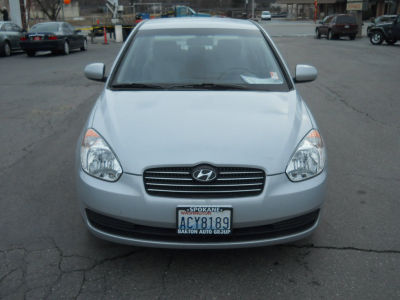2011 Hyundai Accent  GLS