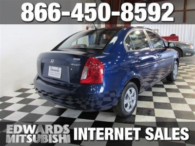 2011 Hyundai Accent  GLS