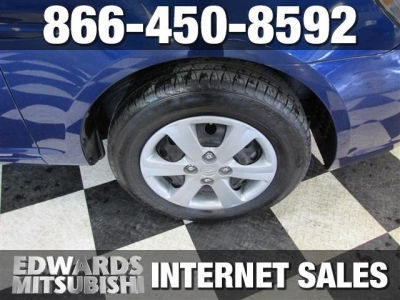 2011 Hyundai Accent  GLS