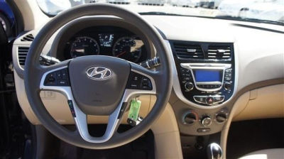 2012 Hyundai Accent  GLS