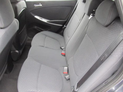 2012 Hyundai Accent  SE