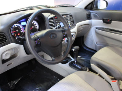 2010 Hyundai Accent GLS