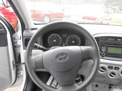 2010 Hyundai Accent  GLS