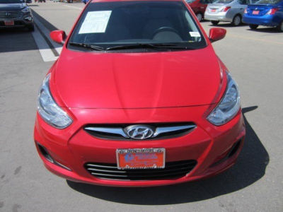 2012 Hyundai Accent  GLS