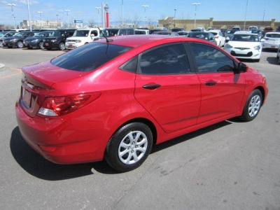2012 Hyundai Accent  GLS