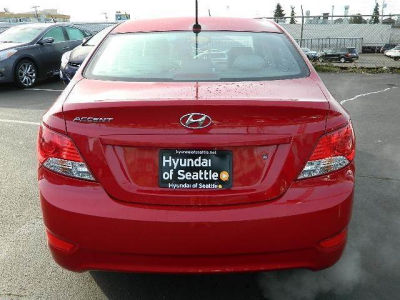 2012 Hyundai Accent GLS
