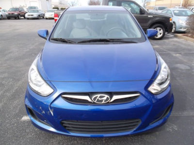 2013 Hyundai Accent  GLS