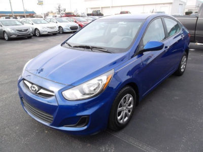 2013 Hyundai Accent  GLS