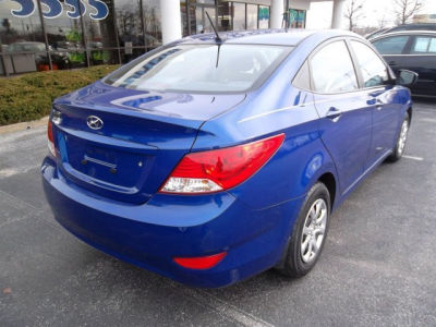 2013 Hyundai Accent  GLS