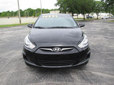 2012 Hyundai Accent  GS