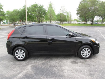 2012 Hyundai Accent  GS