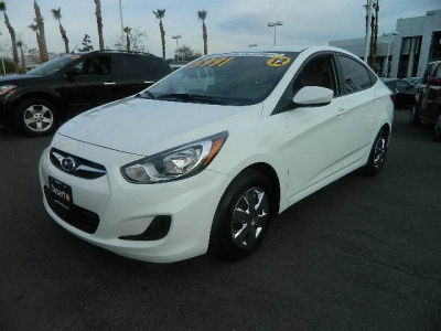 2012 Hyundai Accent  GLS
