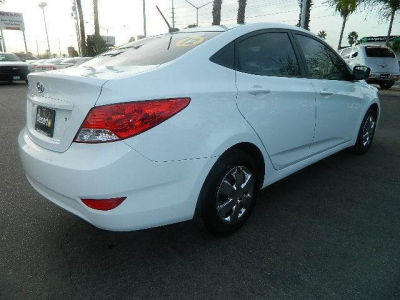 2012 Hyundai Accent  GLS