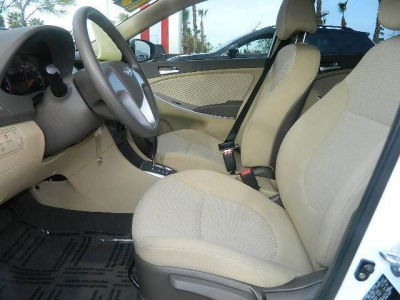 2012 Hyundai Accent  GLS