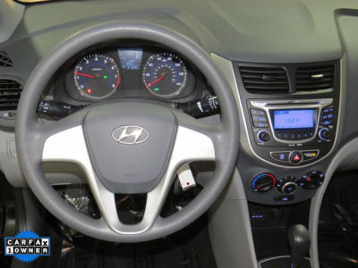 2012 Hyundai Accent  GLS