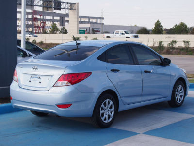 2012 Hyundai Accent  GLS