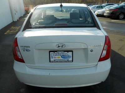 2011 Hyundai Accent  GLS