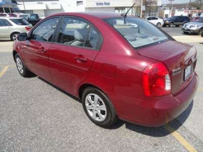 2011 Hyundai Accent GLS