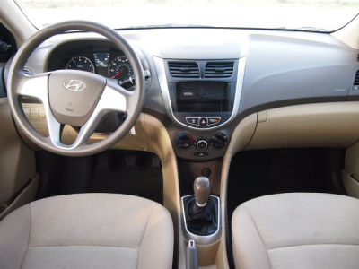 2012 Hyundai Accent  GLS