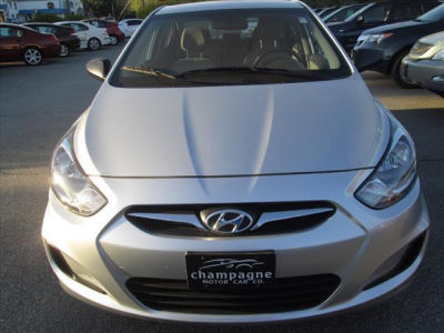 2012 Hyundai Accent  GLS