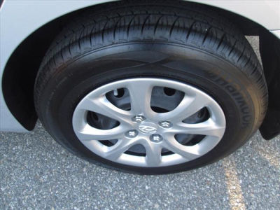 2012 Hyundai Accent  GLS