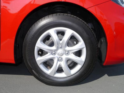 2012 Hyundai Accent  GLS