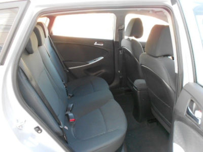 2012 Hyundai Accent  SE