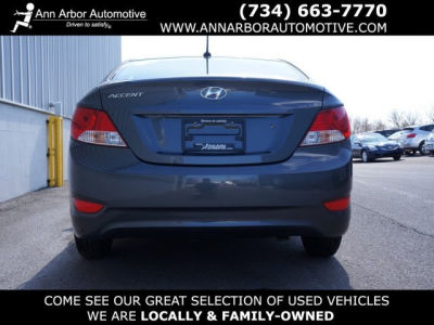 2012 Hyundai Accent  GLS