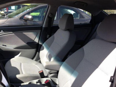 2012 Hyundai Accent  GLS