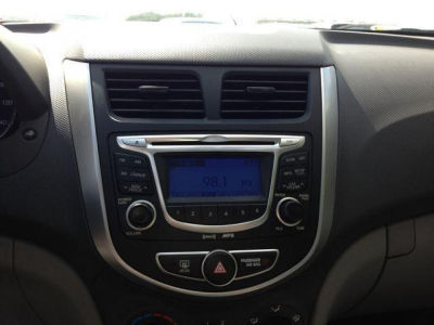 2012 Hyundai Accent  GLS