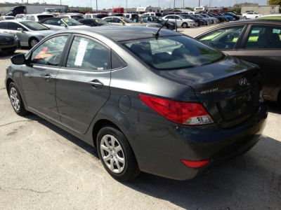 2012 Hyundai Accent  GLS