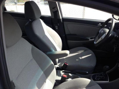 2012 Hyundai Accent  GLS