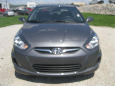2012 Hyundai Accent  GLS