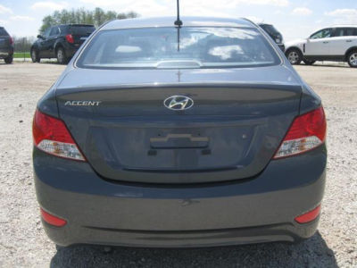 2012 Hyundai Accent  GLS