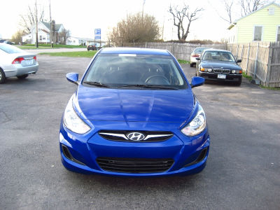 2012 Hyundai Accent  GS