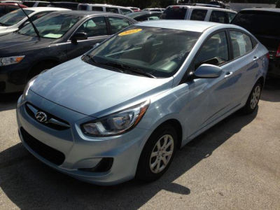 2012 Hyundai Accent  GLS