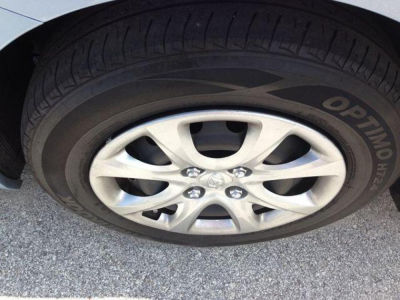 2012 Hyundai Accent  GLS